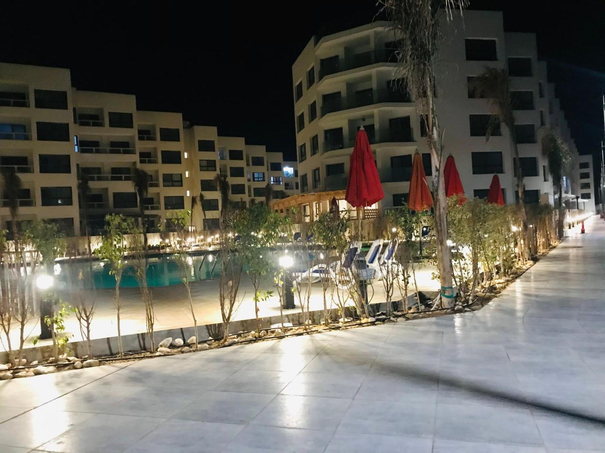 Tourist Resort Luxury Hotel Apartments In Port Said 'Ezbet Shalabi el-Rudi Exterior photo